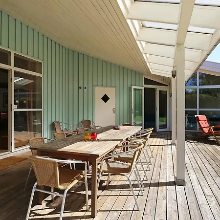 Feriehus 10 Person In Tisvildeleje